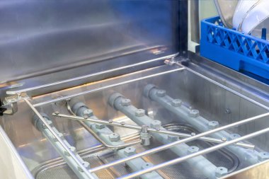 Endüstriyel bulaşık makinesi için otomatik bulaşık makinesinin içindeki sprey ve detayları kapat