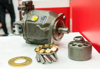 Sanayi için yüksek basınçlı hidrolik pompanın iç kısmı piston ve terlik.