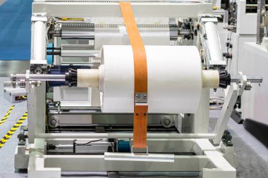 Ham malzeme kağıt levha veya plastik rulo şaft destek ünitesi modern yüksek hızlı enjeksiyon için sürekli üretim torba makinası yapmak için