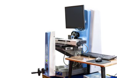 Üretim sürecinin boyut şekil görünümünü ölçmek için yüksek hassasiyetli optik denetleme makinesi ya da son değirmen karbit matkap bitleri beyaz + kırpma yolunda izole edilmiş araçları kesmek için hazırlayın