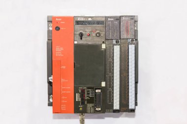 Endüstriyel endüstri için otomatik programlanabilir Mantık Kontrolcüsü PLC yüksek hassasiyet donanımı