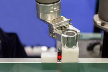 yüksek teknoloji ve hassas robot tutuşu üretim sürecindeki ürünleri yakalamak için