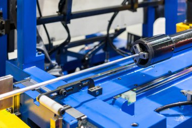 Endüstriyel için yüksek teknoloji ve hassas cnc otomatik boru veya tüp bükme makinesi seti