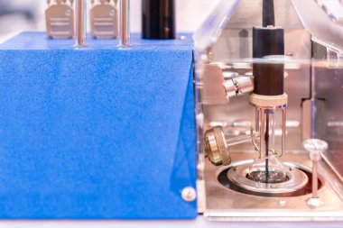 yüksek teknoloji ve modern otomatikman damıtma ve petrol yağı yiyecek ve içecekleri için laboratuvarın sıvı örnek analiz cihazı kimyasal ve akışkan bitumen vs..