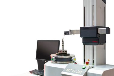 Yüksek teknoloji ve hassas çoklu ölçüm makinesinin denetlemesi sırasında üretim sürecinin bazı kısımları pürüzlü yüzey gibi çoklu ölçüm makineleri kesme yolu ile izole edilmiş boyuttan geçer