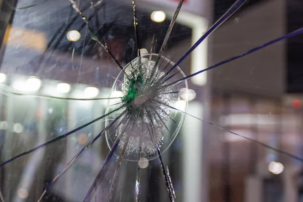 Cam kırık araba araba kazasından