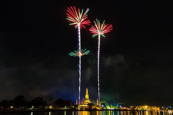 Wat Arun Temple Bangkok Happy New Year Countdown Fireworks Celebration — Stock Photo, Image