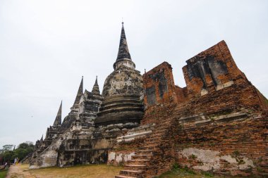 Üç Chedis, Wat Phra Si Sanphet Ayutthaya, Historical Park dünya mirası üzerinde 13 Aralık 2534 Ayutthaya tarihi şehir olarak kabul edilmiştir. bir turistik yer.