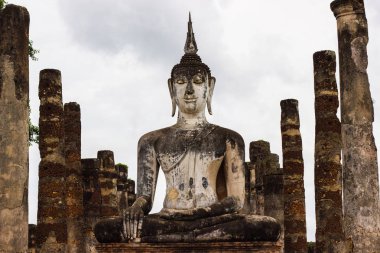 Sukhothai tarihi merkezi ve Siam Tay sanat ve kültür kökeni bir Unesco Dünya Miras kenti olarak listelendi düşünülen ilk başkenti olduğunu