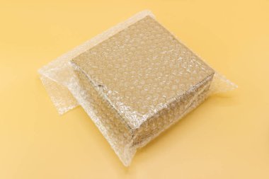 kutusu ve kabarcık, koruma ürün kırık ya da transit sırasında sigorta için şal