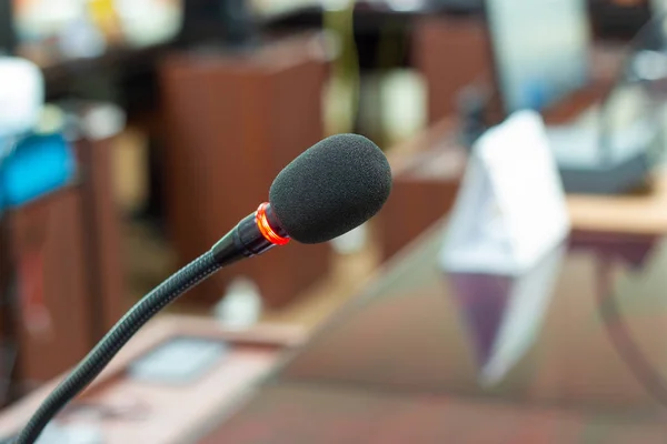 Close Microphone Conference Room — Stock Photo, Image