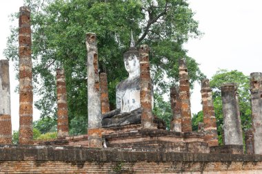 Buda heykelleri, Sukhothai, Thailand Wat Mahathat eski başkenti. Sukhothai Historical Park Unesco Dünya Mirası olduğunu