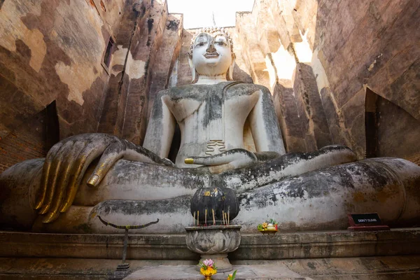 Das Alte Buddha Bild Auf Zement Mit Ruinen Und Alten — Stockfoto