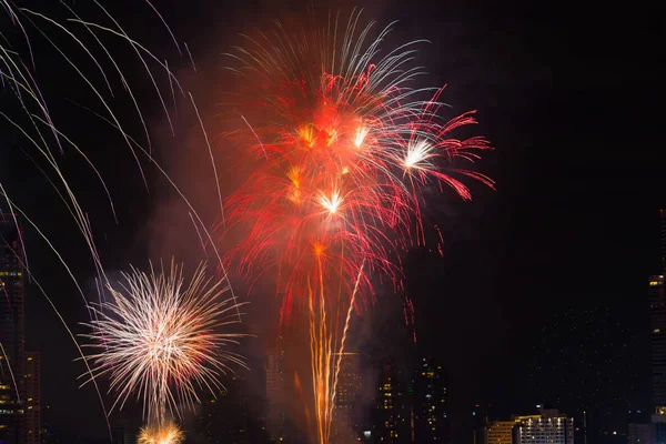 New Year Countdown Fireworks 2018 Chao Phraya River Bangkok Thailand — Stock Photo, Image