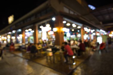 görüntü bir restoran gece festivalin bulanıklık ve atmosfer mutlu ve huzurlu tatil Bangkok Tayland.
