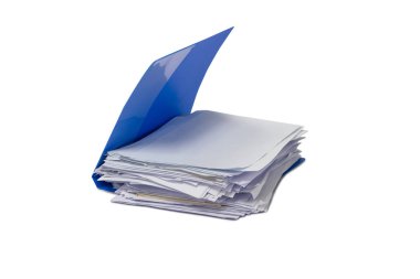 dosya klasörü ve Stack iş raporu kağıt dosyası yalıtılmış beyaz arka plan kopyalama alanı.