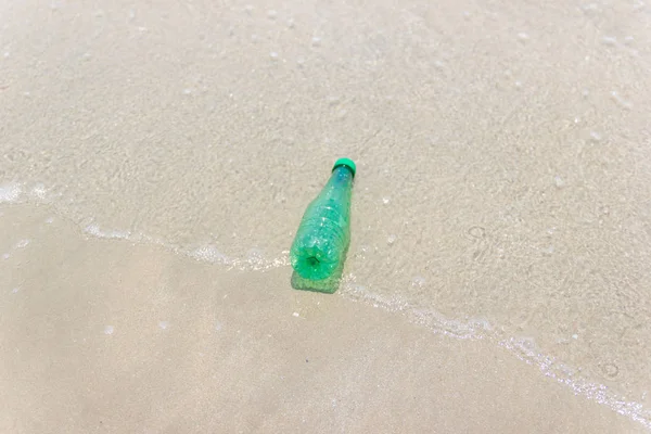 Müll Und Plastikflaschen Und Schmutzabfälle Strand Thailand — Stockfoto