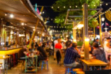 soyut bulanıklık görüntü bir sürü insan mutlu ve huzurlu bir restoran ve atmosfer Festivali gece eğlence keyfini..