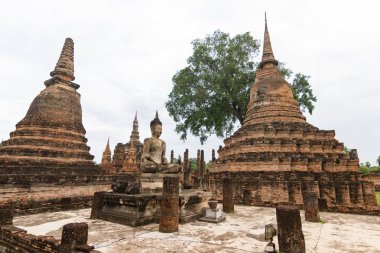 Sukhothai tarihi merkezi ve Siam Tay sanat ve kültür kökeni bir Unesco Dünya Miras kenti olarak listelendi düşünülen ilk başkenti olduğunu