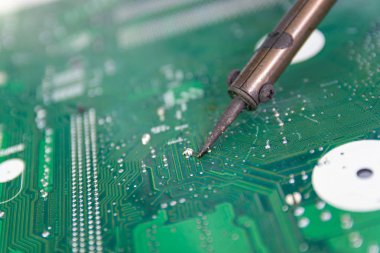 bilgisayar devrelerin elektronik tamiri için lehimleme demir 