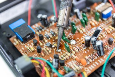 bilgisayar devrelerin elektronik tamiri için lehimleme demir 
