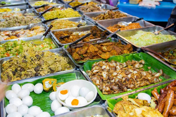 태국 음식 스타일 쌀과 카레 태국 길거리 음식 — 스톡 사진