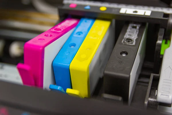 The color printer inkjet cartridge — Stock Photo, Image