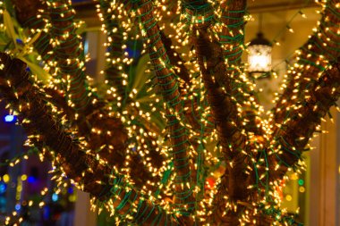  Dekoratif açık dize ışıklar gece saat - dekoratif Noel ışıkları - mutlu yıllar, bahçedeki ağaç üzerinde asılı 