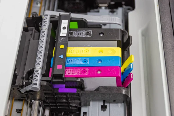 Inkjet cartridge pencetak warna dari injeksi pencetak — Stok Foto