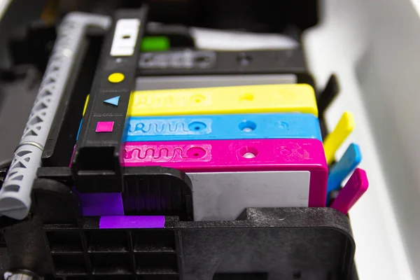 the color printer inkjet cartridge of the printer inject