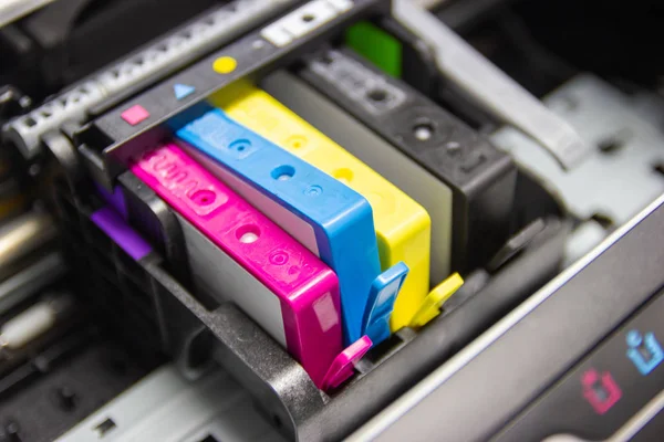 The color printer inkjet cartridge of the printer inject — Stock Photo, Image