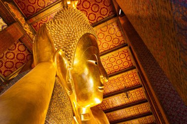 Wat-Pho, Bangkok Tayland tapınak bir çift ev, ziyaretçiler ile popüler olduğunu  