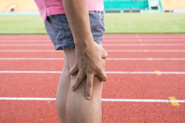 Tendon Knee Joint Problems Man Leg Exercise Stadium — Stock Photo, Image