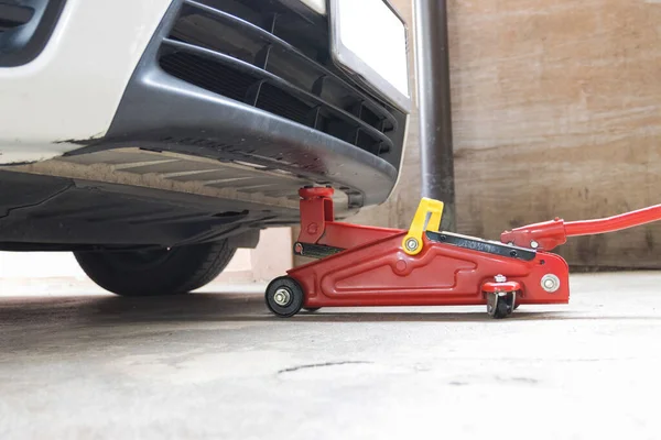 Wagenbodenheber Für Auto Zur Reparaturüberprüfung Wartung Von Autos — Stockfoto