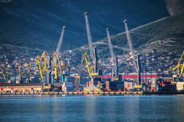 Novorossiysk Commercial Sea Port kargo terminali, Rusya.