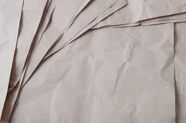 Fadobozban fekvő, rendellenességben szenvedő papirapír — Stock Fotó