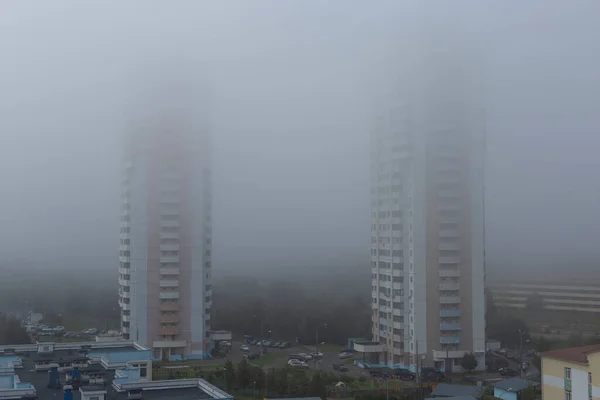 Туманное Утро Городе Горизонтальная Ориентация — стоковое фото
