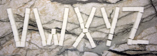 Ayarla U, V, W, X, Y, Z harfi sembolleri beyaz arka plan üzerinde izole bant yalıtım yapılan