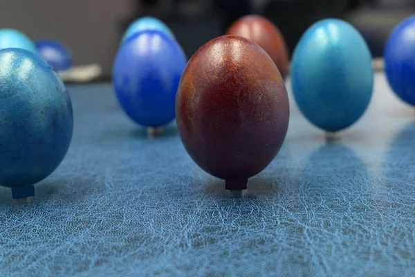 Siete Huevos Con Color Arco Iris Aislados Sobre Fondo Blanco — Foto de Stock