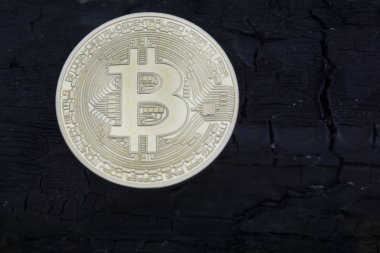 Bitcoin incelemesi. Bir madeni gerçek donanım ile