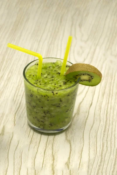 Soda Kiwi Dalam Gelas Kiwi Top View Dengan Soda Jus — Stok Foto