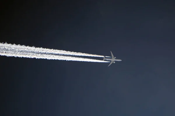 Voladores Acation Vagabundos Aparentemente Vuelan Sobre Luna Amanecer — Foto de Stock