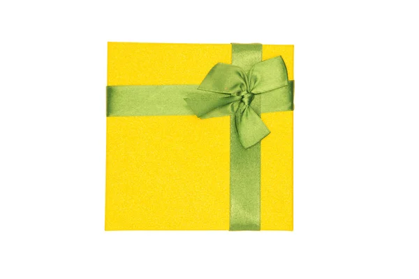 Жовта Подарункова Коробка Ізольована Білому Тлі Різдвяний Подарунок Загорнутий Стрічку — стокове фото