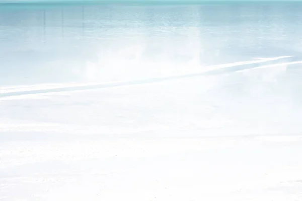 Clear Aqua Blue Sea Water White Sand Beach — Stock Photo, Image