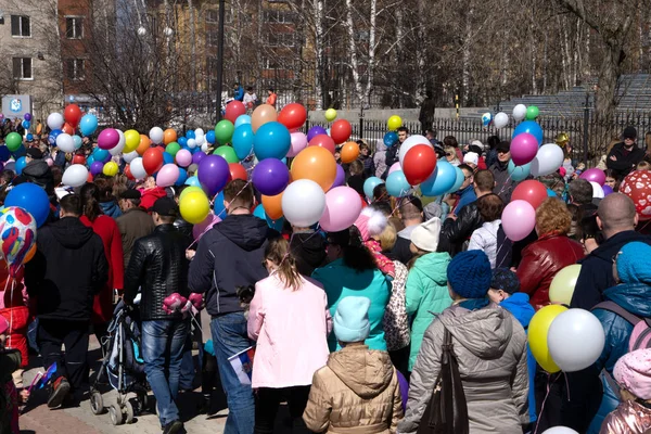 Rusko Berezniki Květen 2018 Prvomájové Demonstrace Května Slaví Svátek Tisíce — Stock fotografie