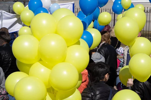 Festivités Sur Place Avec Des Boules Vacances — Photo