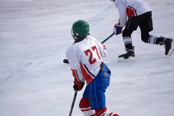 Jégkorong Játék Rink Lövést Skate Korcsolyázó — Stock Fotó