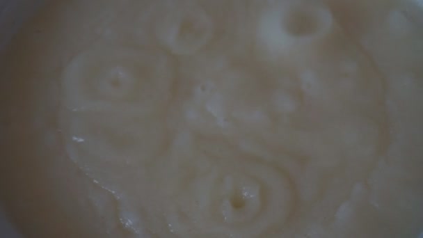 Porridge Semola Dolce Con Sciroppo Bacche — Video Stock