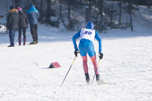 Participantes Las Tradicionales Competiciones Esquí Masas — Foto de Stock