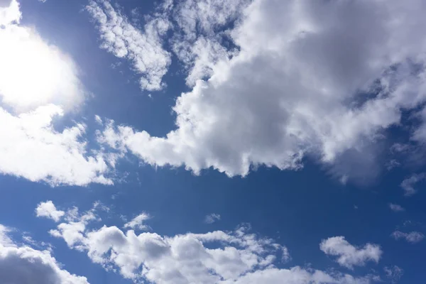 Hermoso Cielo Con Nubes Antes Puesta Del Sol Brillan — Foto de Stock